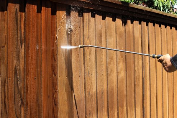 Fence Cleaning in State College