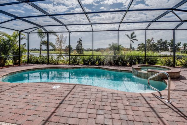 Cost of Pool Enclosure Cleaning in State College