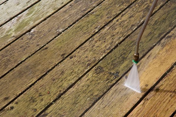 Cost of Deck Mold Removal in State College